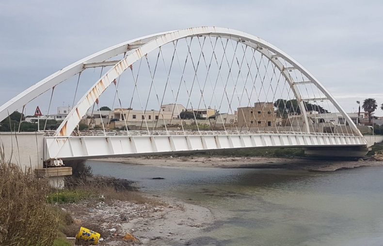ponte-sul-fiume-arena