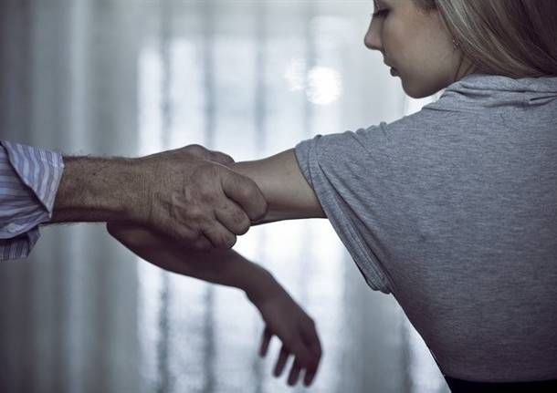 Picchia la convivente davanti ai figli, arrestato a Misilmeri 42enne pregiudicato